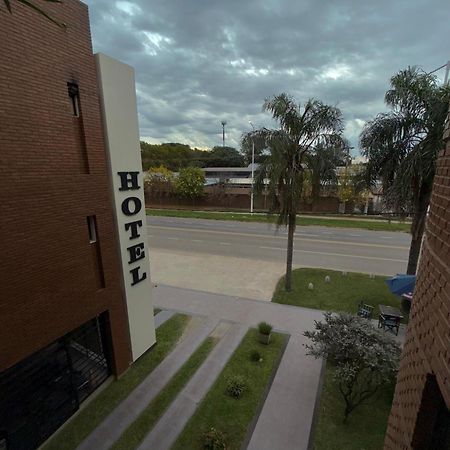Hotel Escala Uno Santo Tome  Bagian luar foto