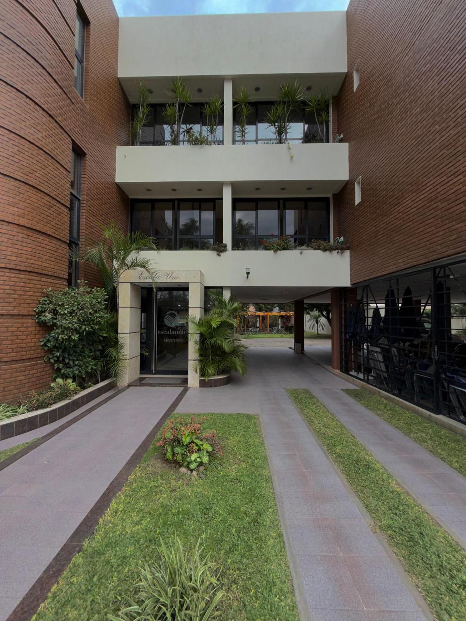 Hotel Escala Uno Santo Tome  Bagian luar foto