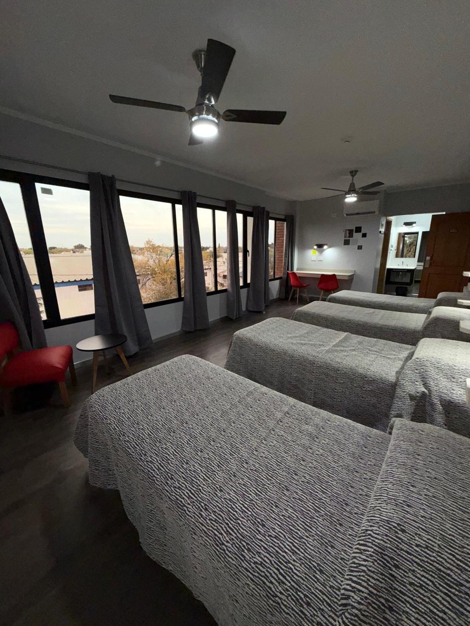 Hotel Escala Uno Santo Tome  Bagian luar foto