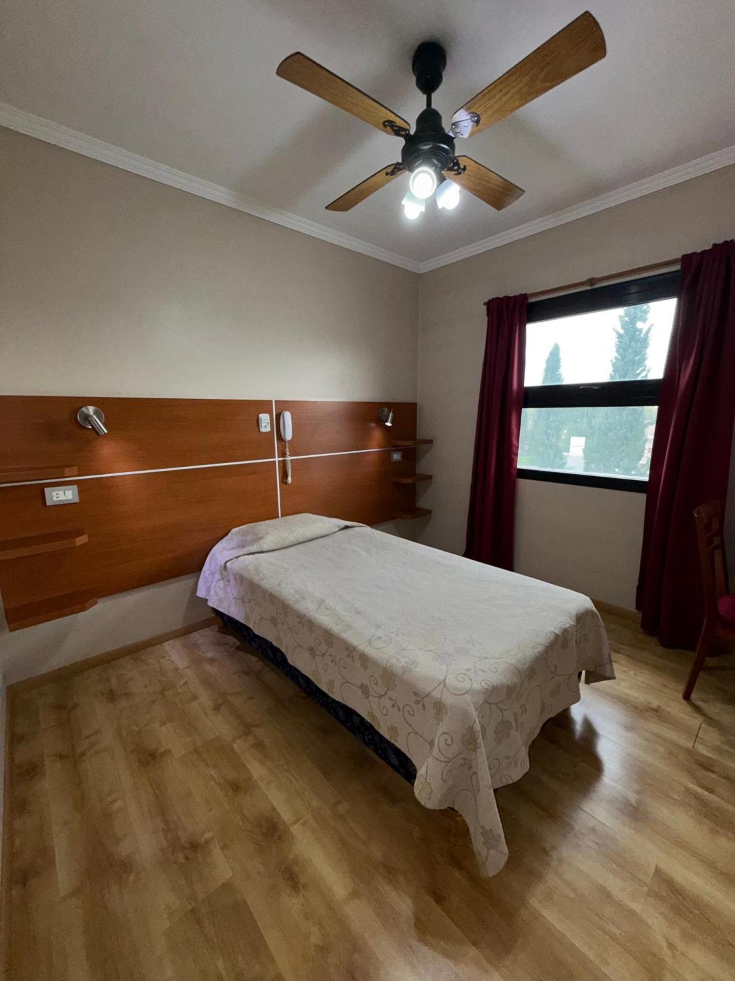 Hotel Escala Uno Santo Tome  Bagian luar foto